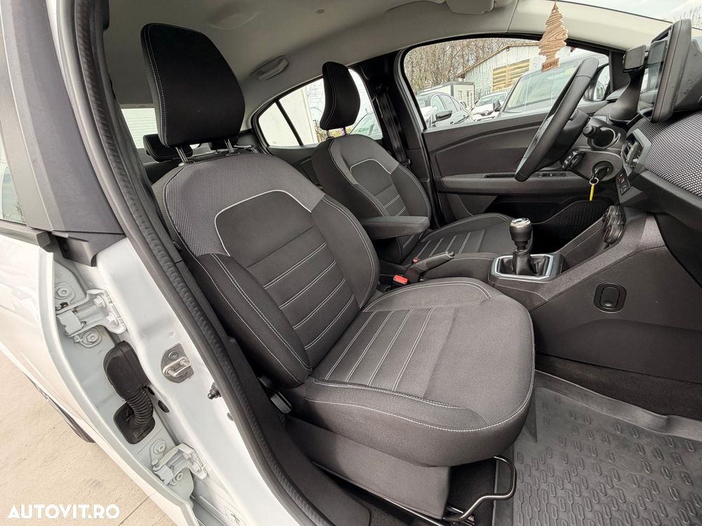 Dacia Logan TCe 90 MT5 Expression - 17