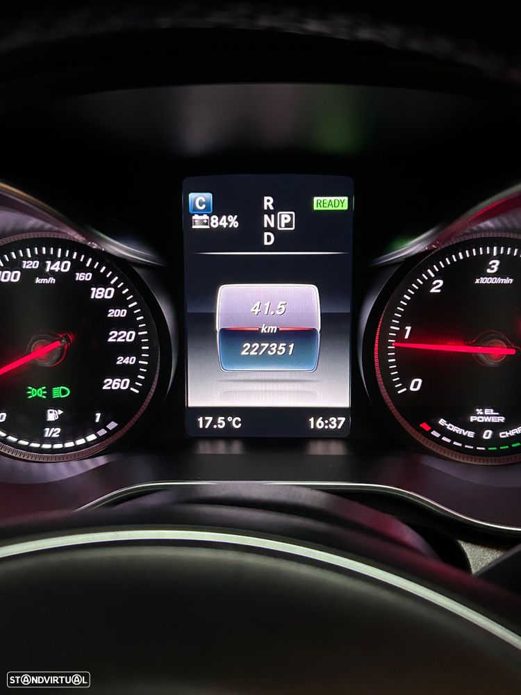 Mercedes-Benz C 300 BlueTEC Hybrid - 3