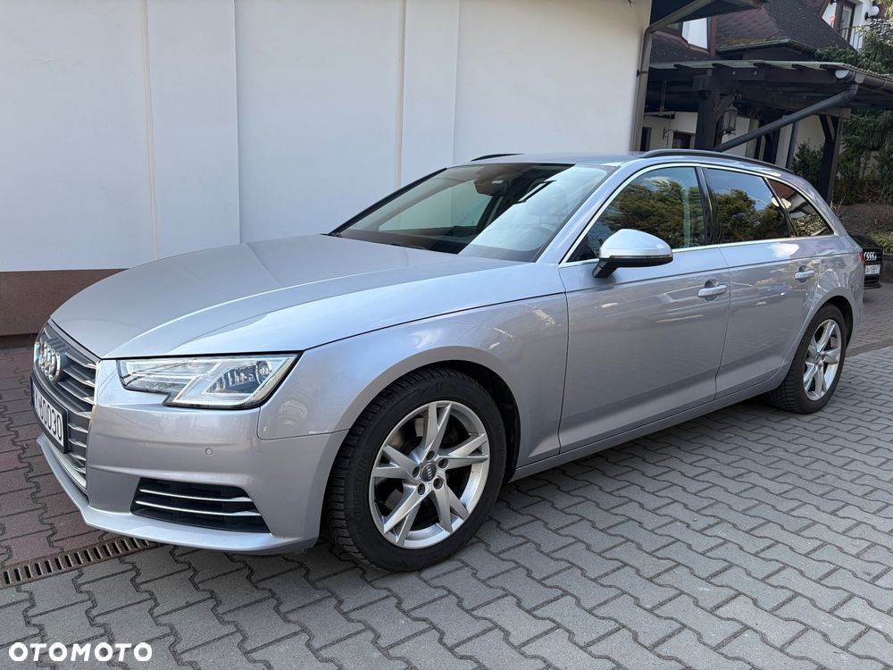 Audi A4 Avant - 1