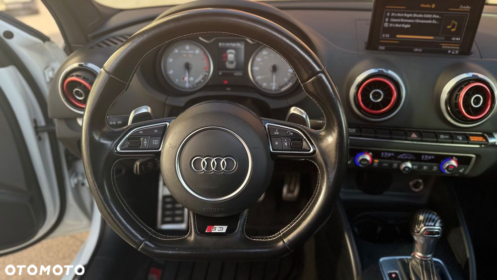 Audi S3 2.0 TFSI Quattro S tronic - 11
