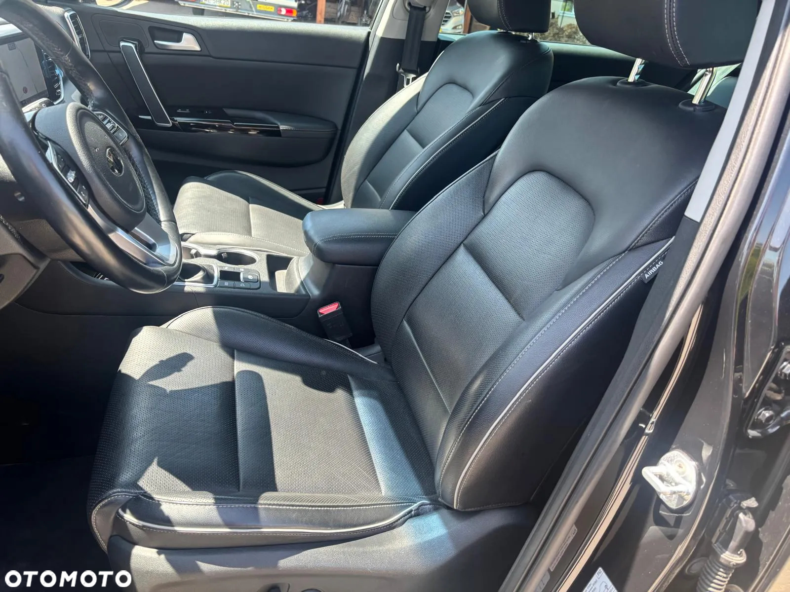 Kia Sportage 1.6 T-GDI Black Edition 2WD DCT - 12