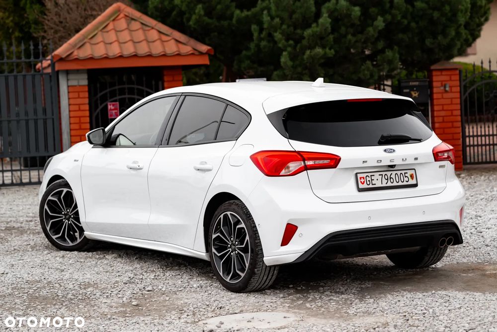 Ford Focus 1.0 EcoBoost Start-Stopp-System ST-LINE STYLE - 13