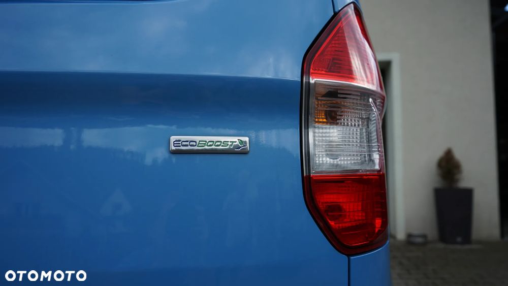 Ford Tourneo Courier - 25