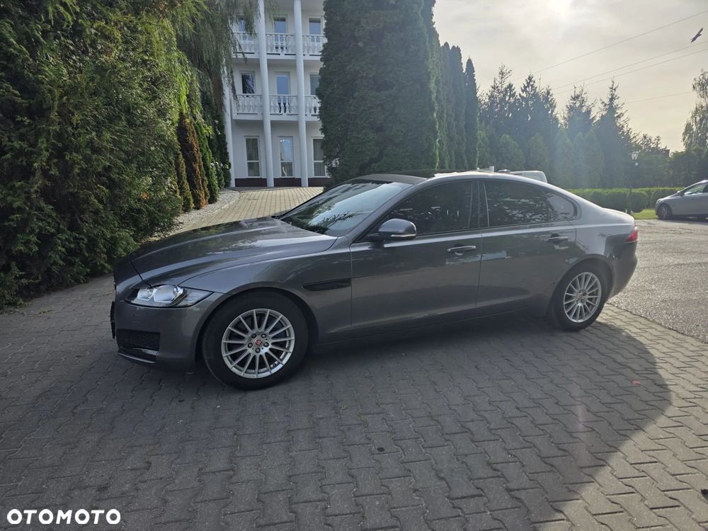Jaguar XF 2.0 i4D R-Sport - 1