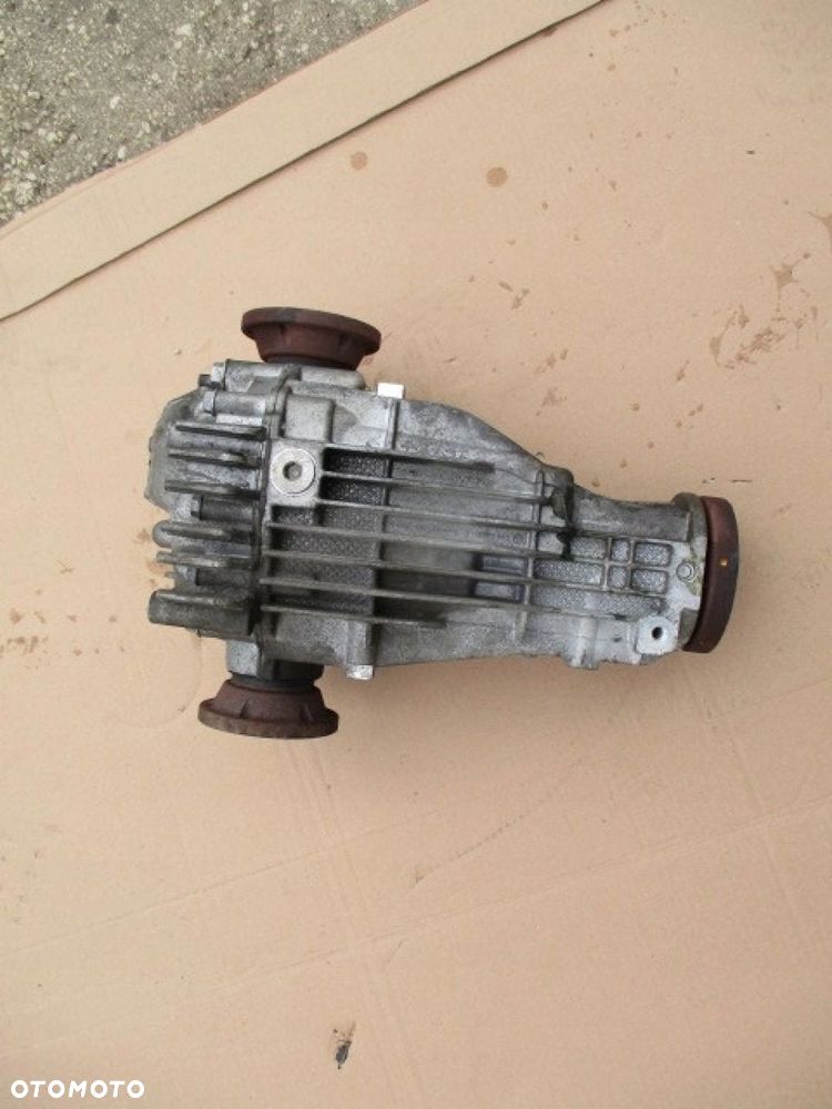 MOST TYLNY DYFERENCJAŁ AUDI A4 B8 A5 Q5 0AR525053E - 2