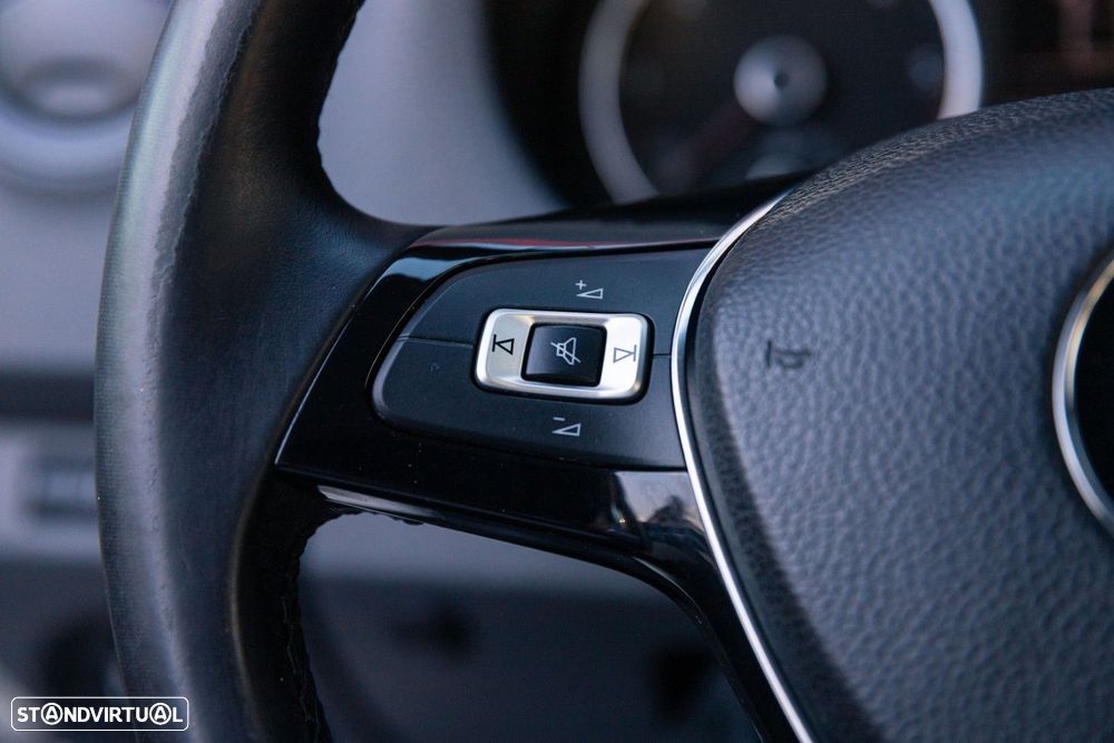 VW Amarok 2.0 TDi CD Trendline 4Motion - 31