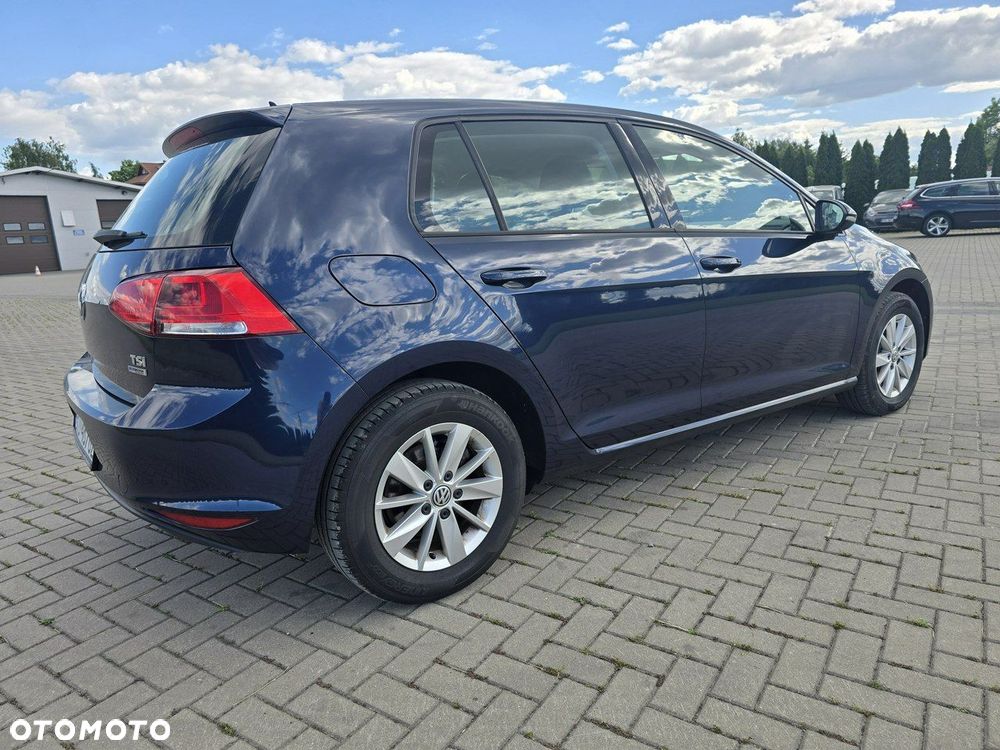 Volkswagen Golf - 11