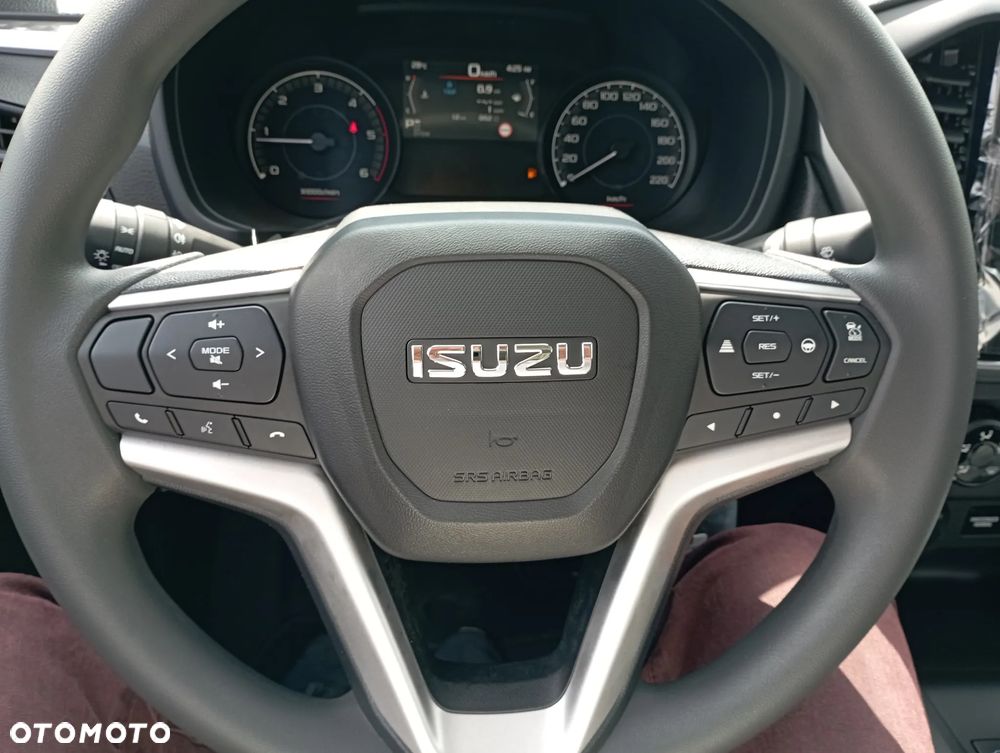 Isuzu D-Max 1.9 EC LS - 15