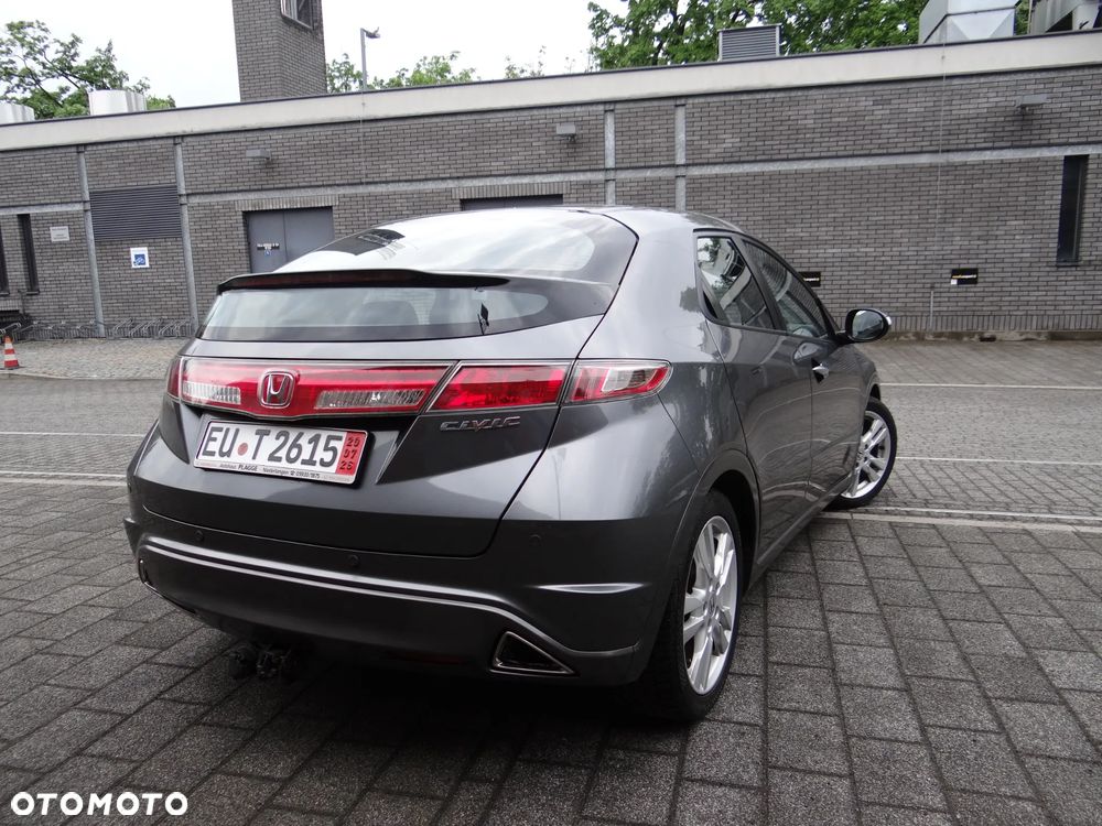 Honda Civic 1.8i-VTEC Executive - 5