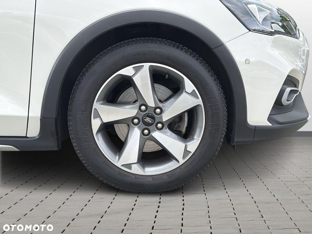 Ford Focus - 10