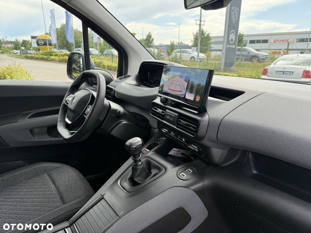 Peugeot Rifter - 19