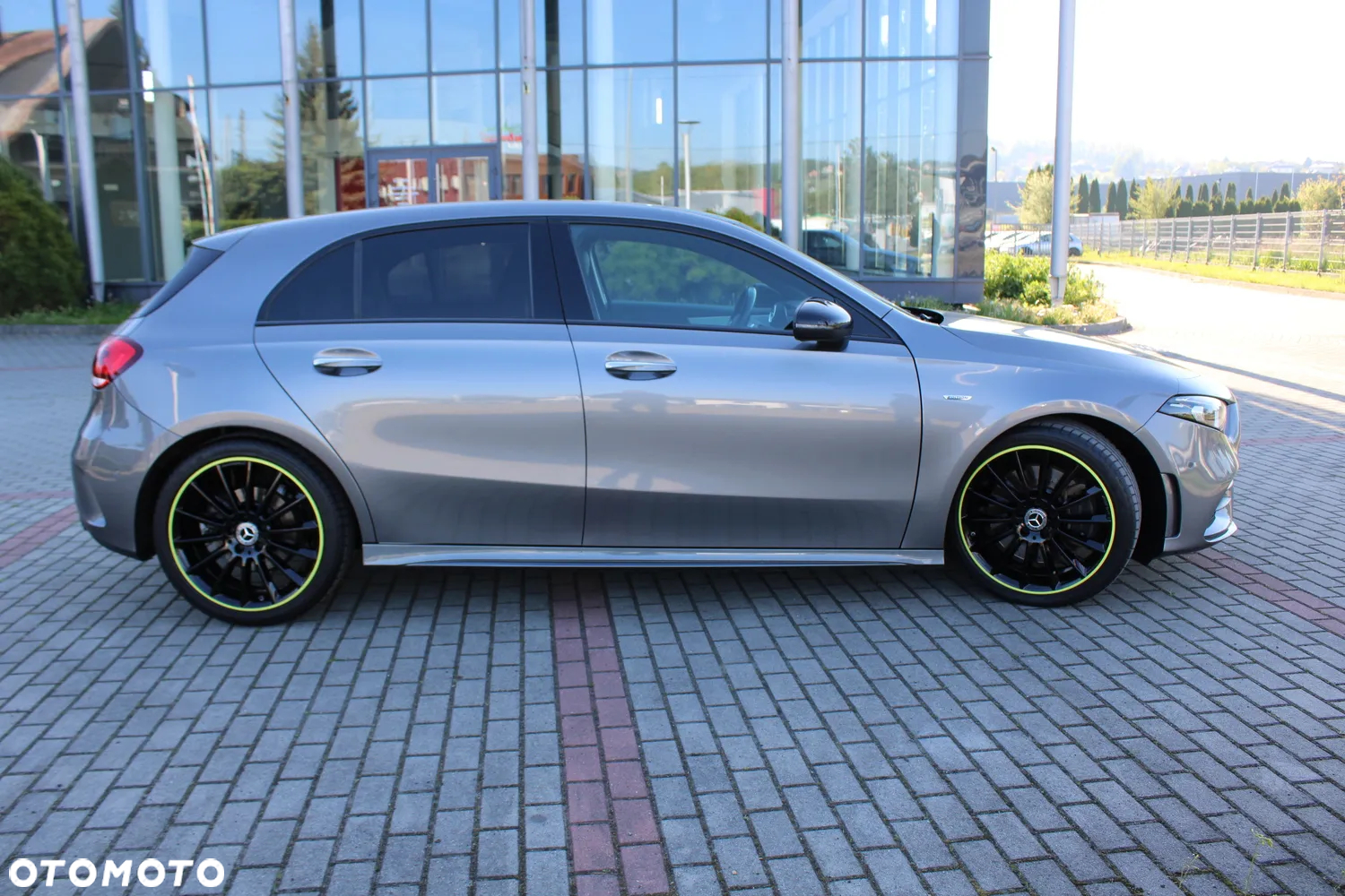 Mercedes-Benz Klasa A 250 7G-DCT AMG Line - 4