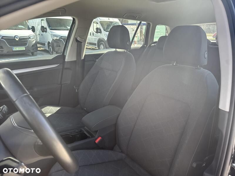 Volkswagen Golf - 13