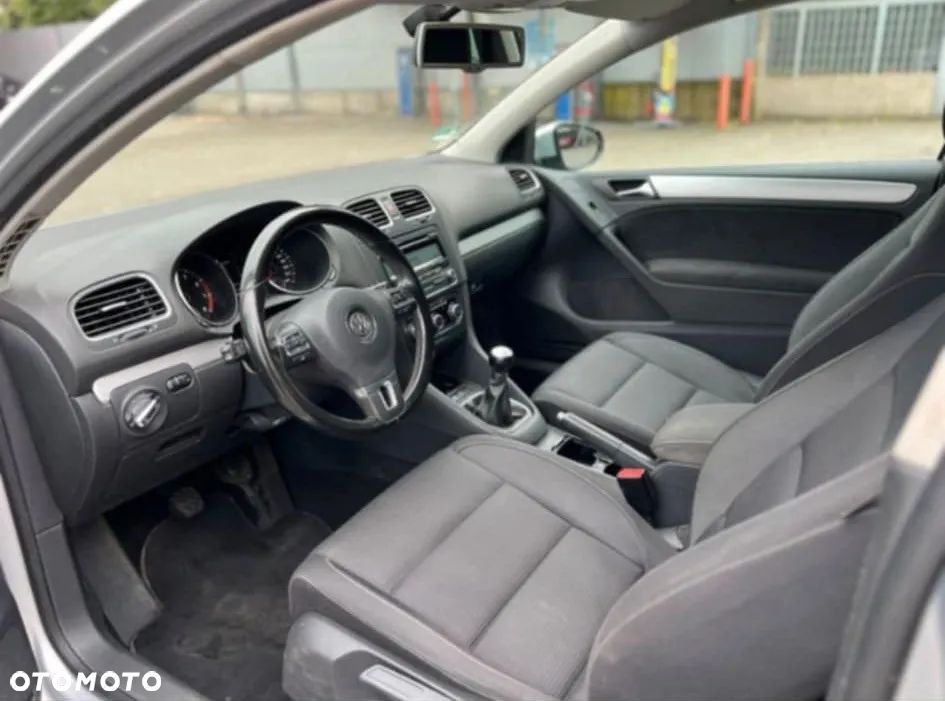 Volkswagen Golf - 4