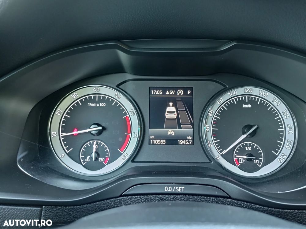 Skoda Karoq 1.5 TSI DSG Style - 34