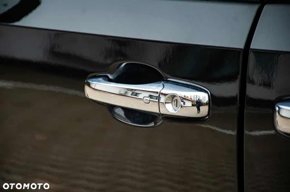 Lancia Voyager 3.6 Platinum - 39