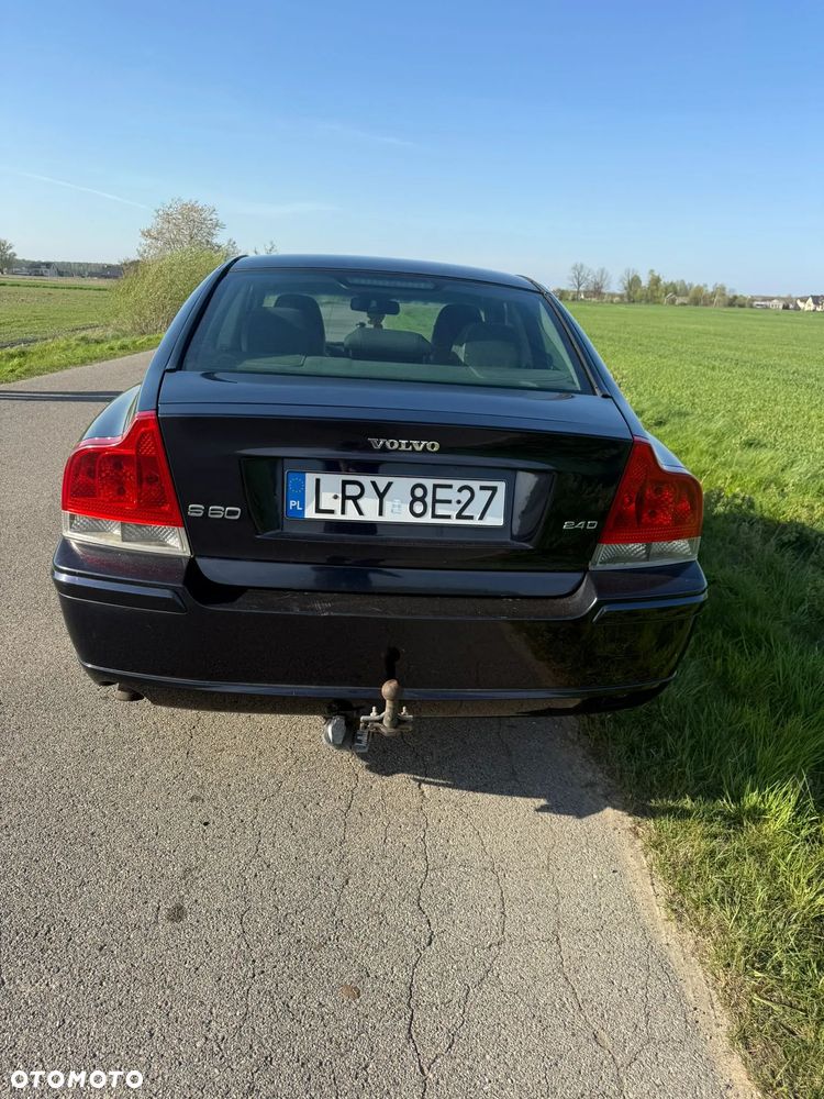 Volvo S60 2.4 D - 6