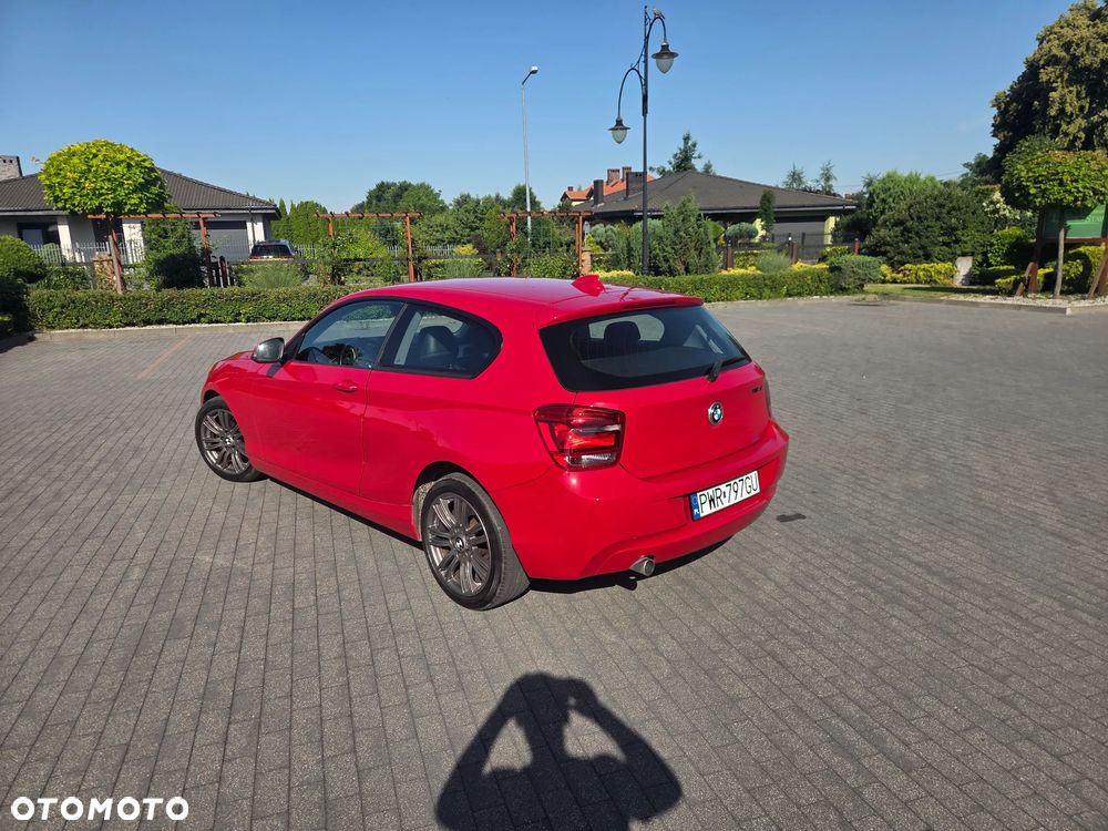 BMW Seria 1 116d - 6