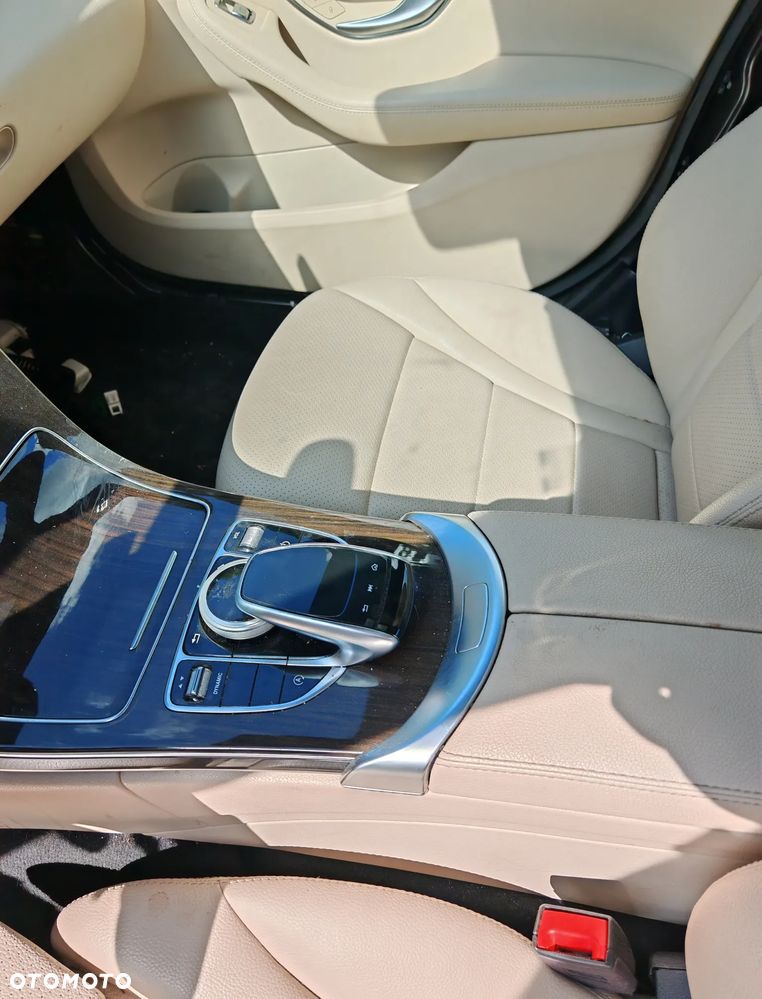Mercedes-Benz Klasa C 400 4MATIC 9G-TRONIC - 7