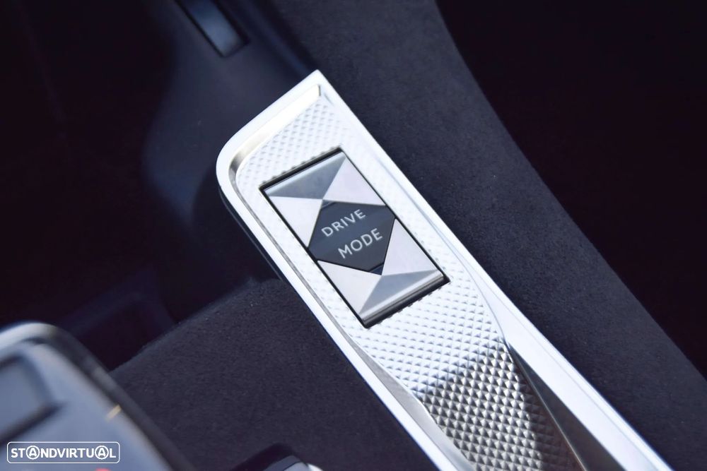 DS DS7 Crossback E-Tense Performance Line+ EAT8 - 20