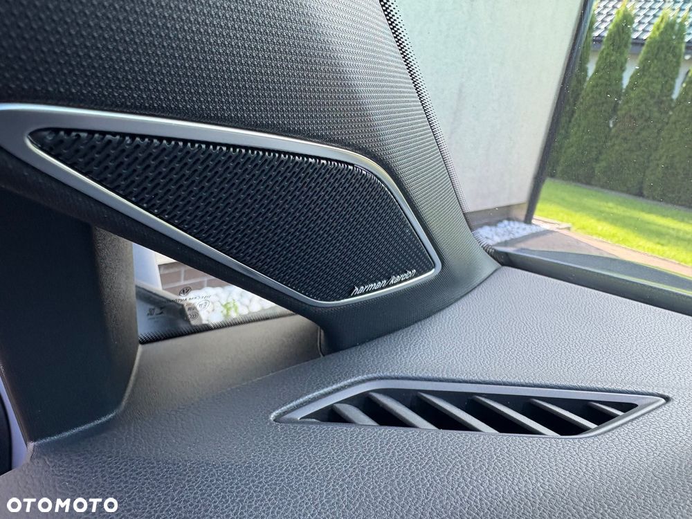 Volkswagen Golf VIII 2.0 TSI GTI DSG - 24