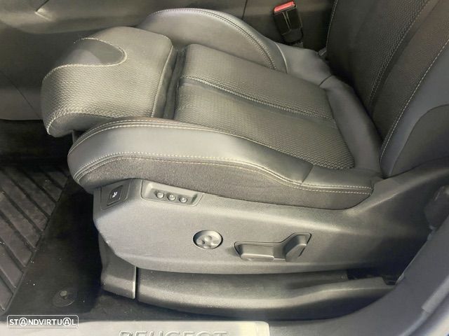 Peugeot 3008 1.5 BlueHDi GT Pack EAT8 - 34