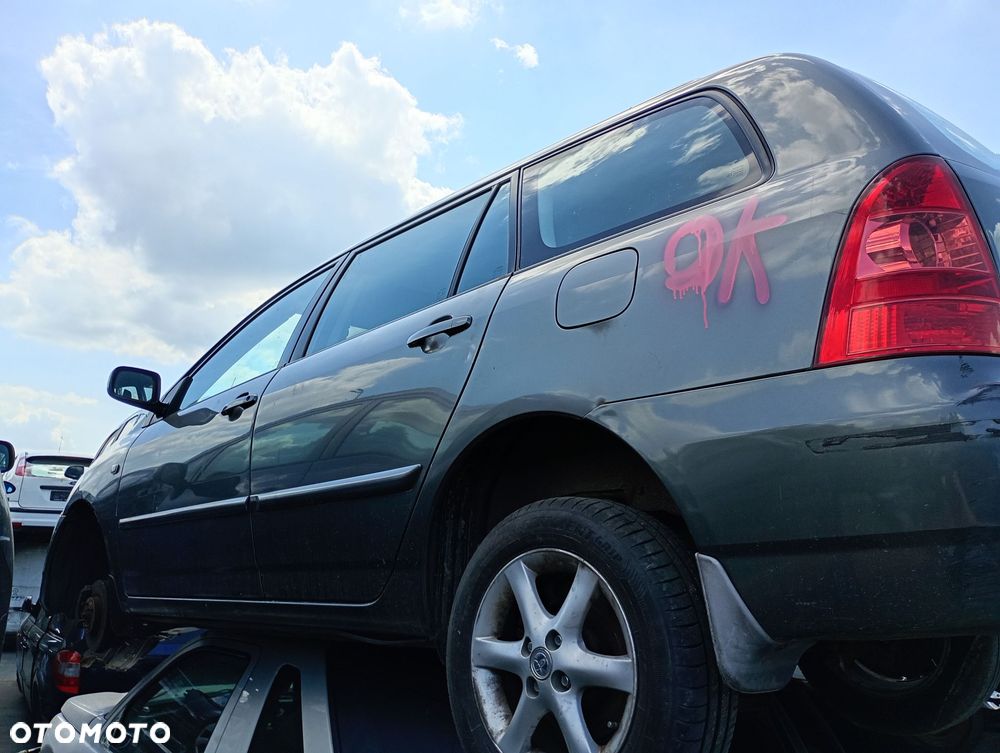 TOYOTA COROLLA E12 KOMBI LIFT 04-07 LUSTERKO PRAWE LEWE 1C3 - 11