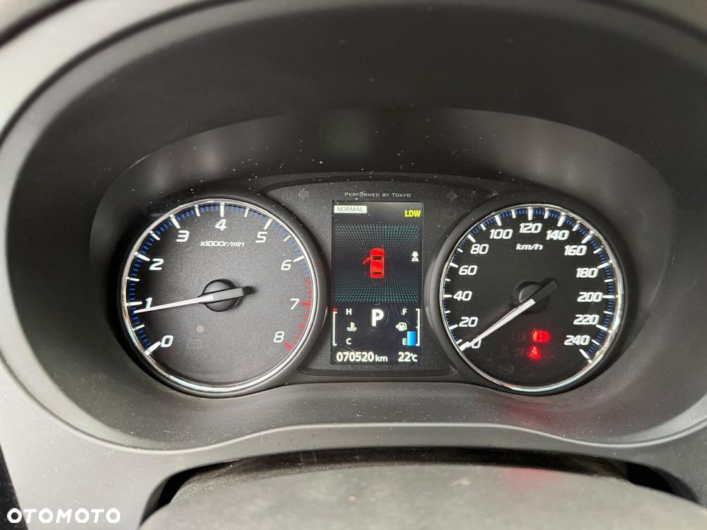 Mitsubishi Outlander - 18