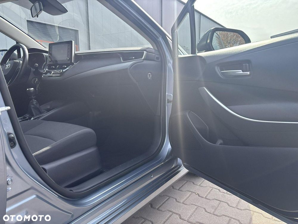 Toyota Corolla 1.6 Comfort - 17