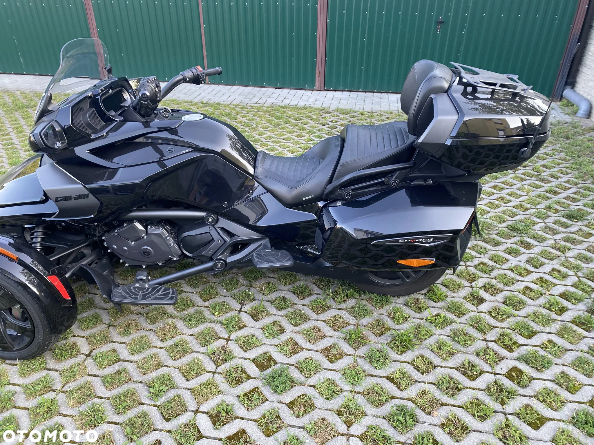 Can-Am Spyder - 6