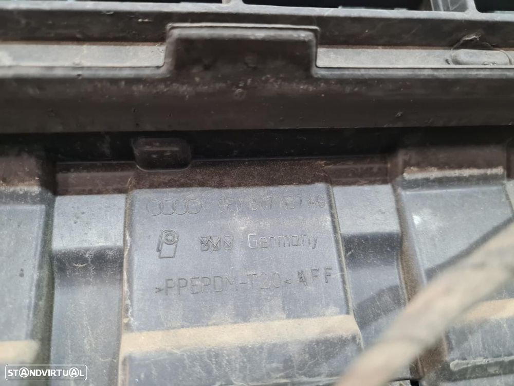 PÁRA-CHOQUES DIANTEIRO AUDI A4 BERLINA 8E - 6