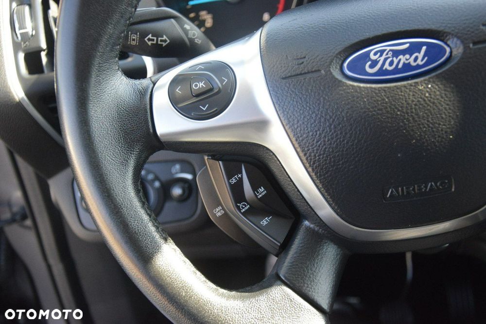 Ford Kuga 2.0 TDCi 4WD Titanium - 27