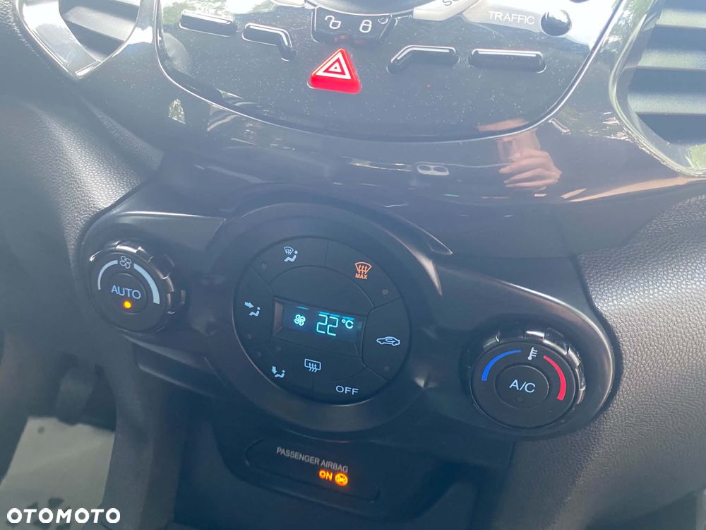 Ford EcoSport - 12