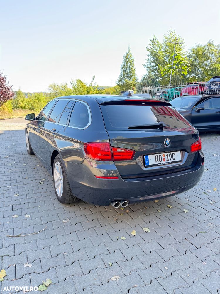 BMW Seria 5 520d Sport-Aut. - 12