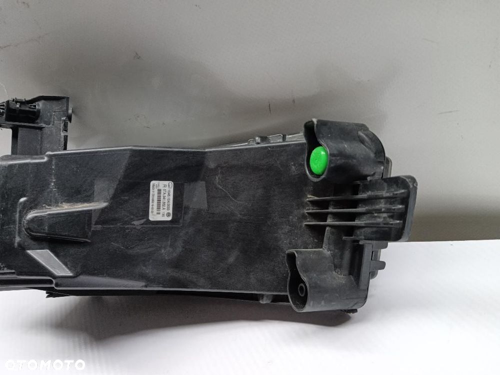 HALOGEN PRAWY VW TOURAN II 5TA941662 - 9