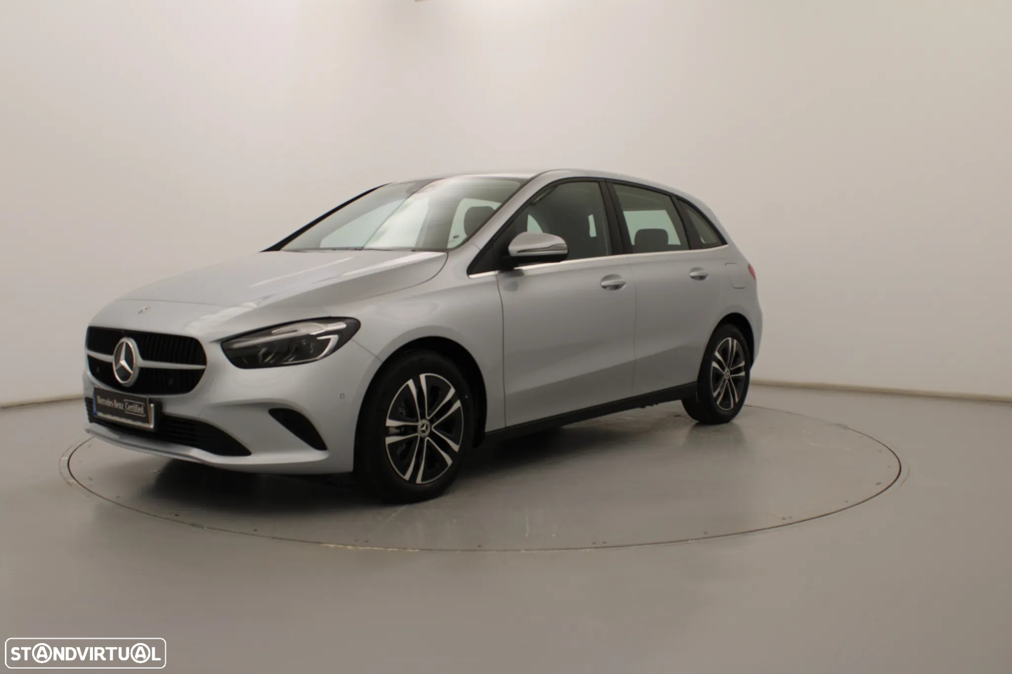 Mercedes-Benz B 250 e - 14