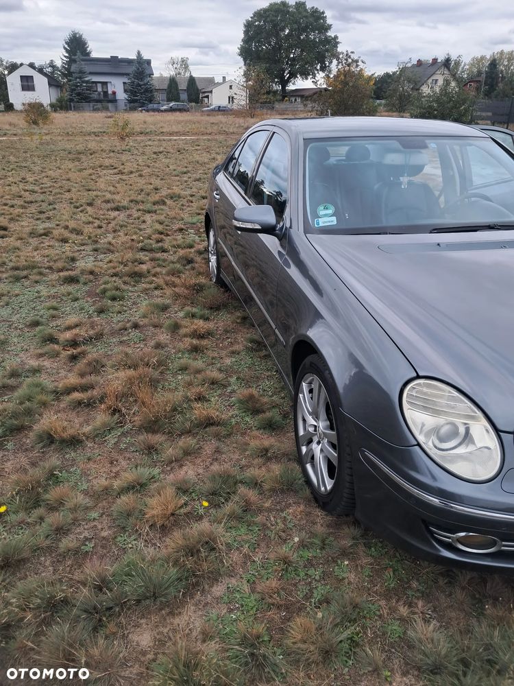 Mercedes-Benz Klasa E - 9