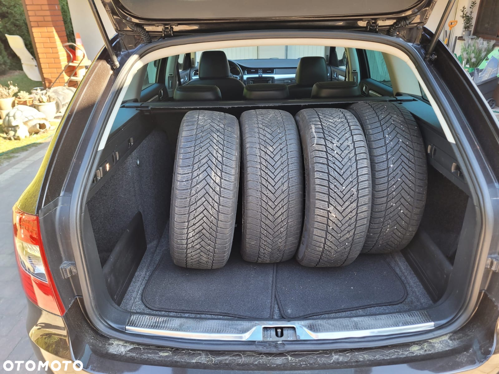 Skoda Superb 2.0 TDI DSG Elegance - 21