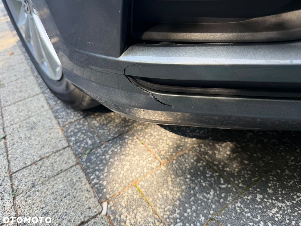 Volkswagen Golf - 4