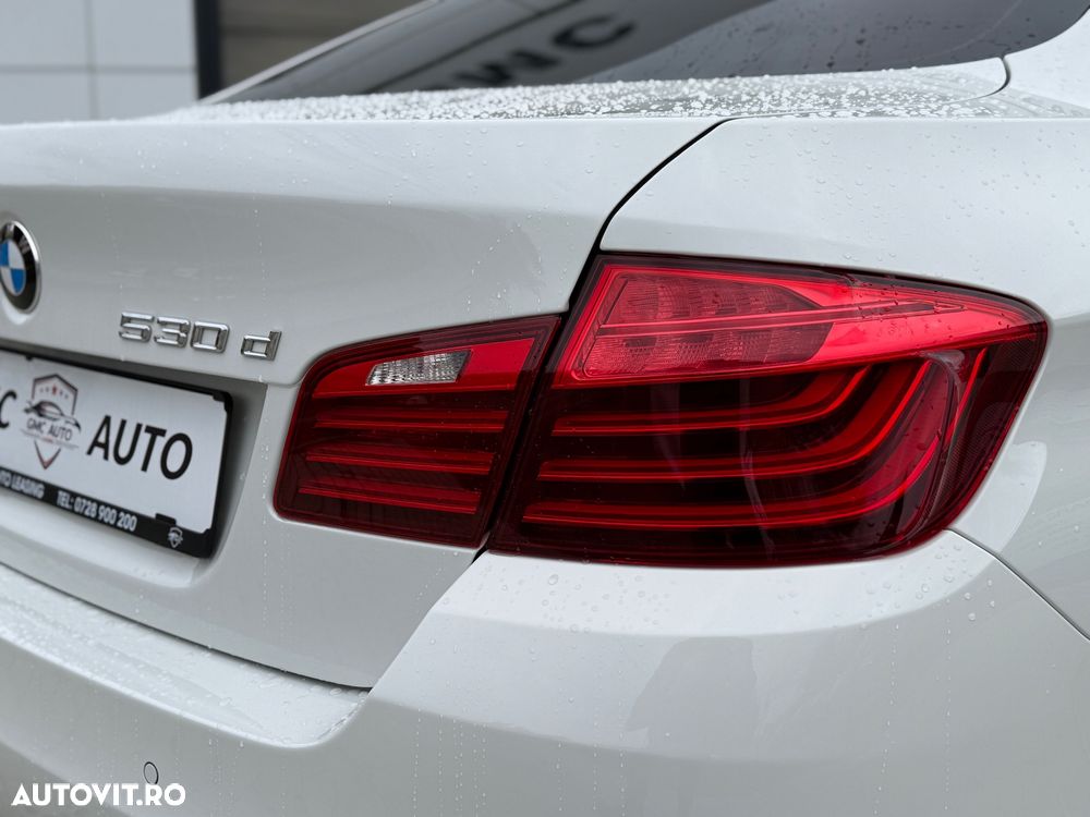 BMW Seria 5 530d xDrive AT - 8
