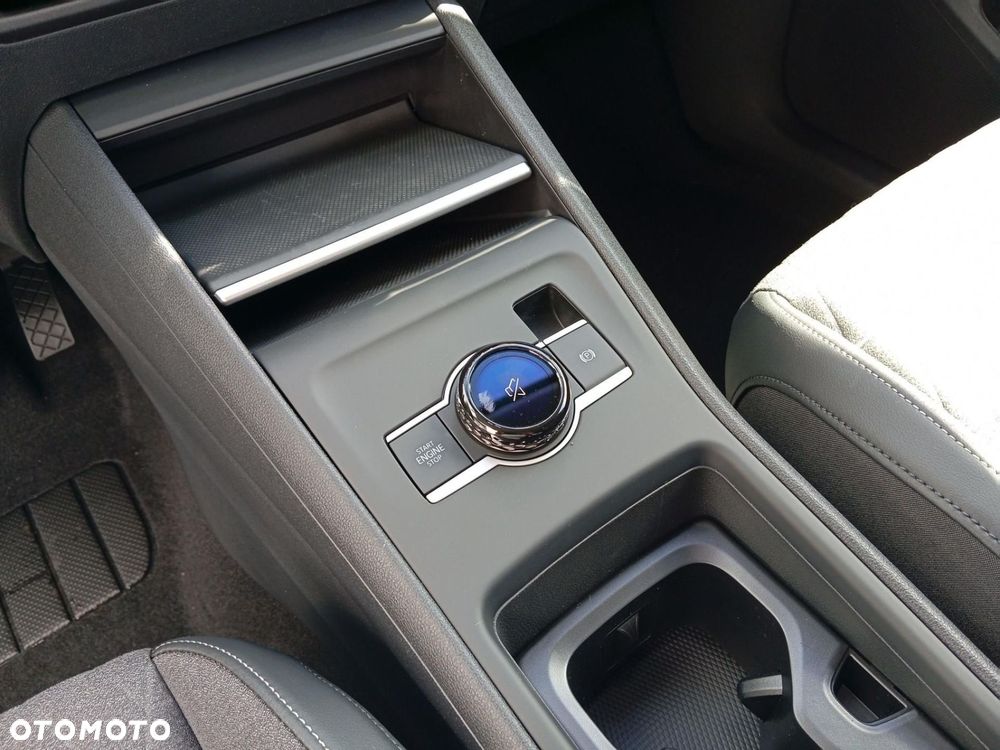Volkswagen Tiguan - 27