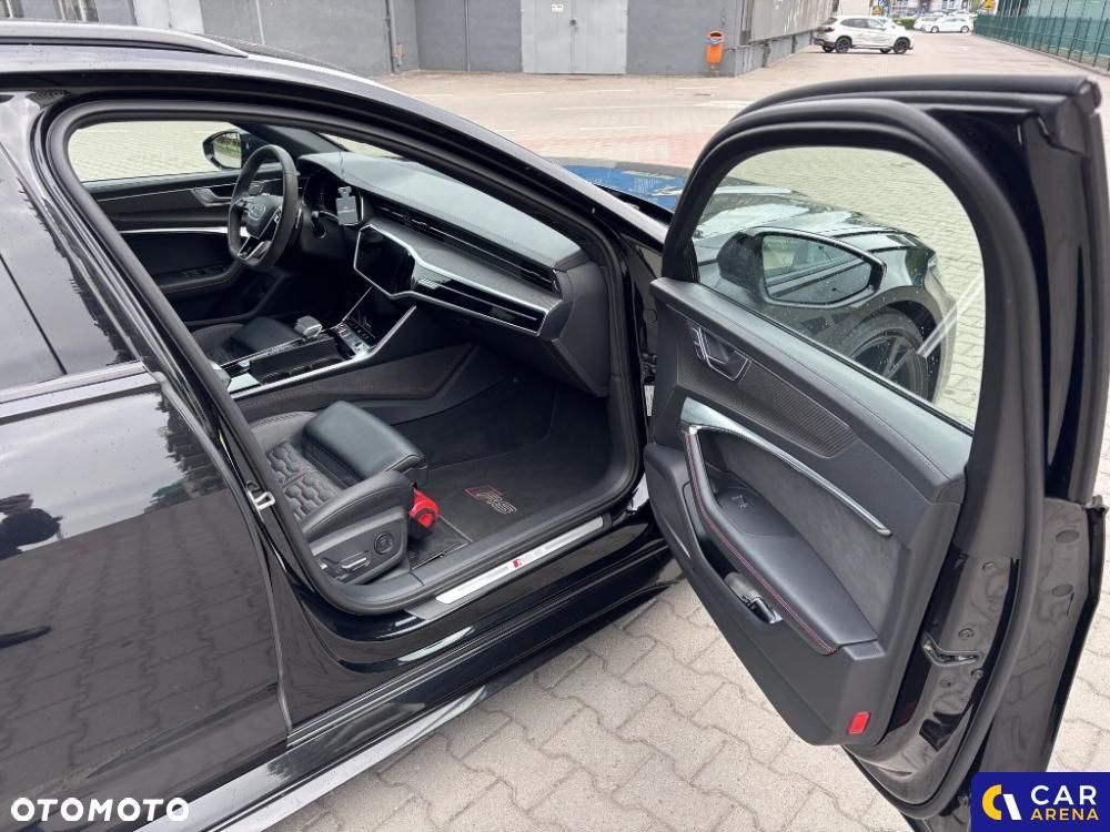 Audi RS6 Avant - 10