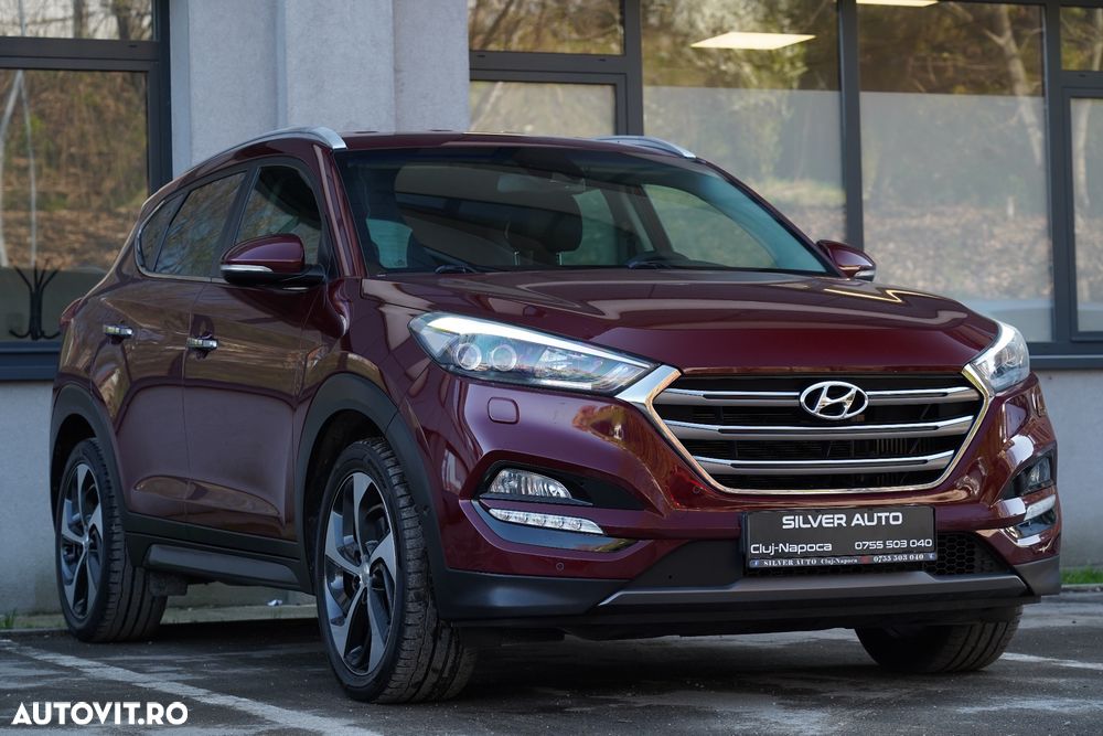 Hyundai Tucson 2.0 CRDI 4WD Automatik Premium - 25