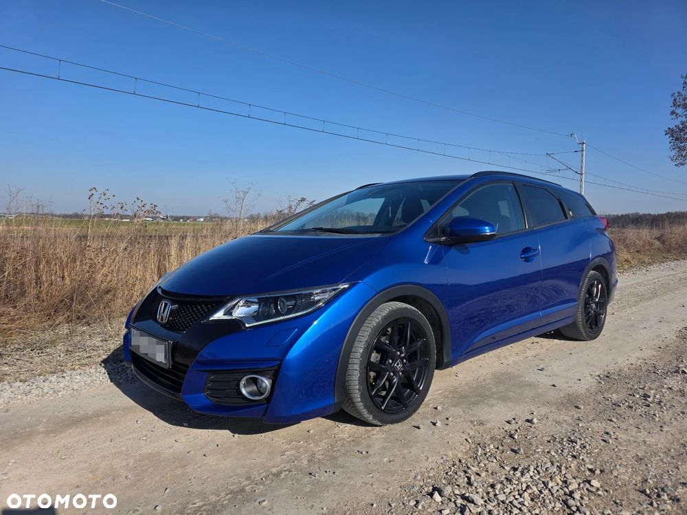 Honda Civic 1.8 Elegance (Honda Connect+) - 1