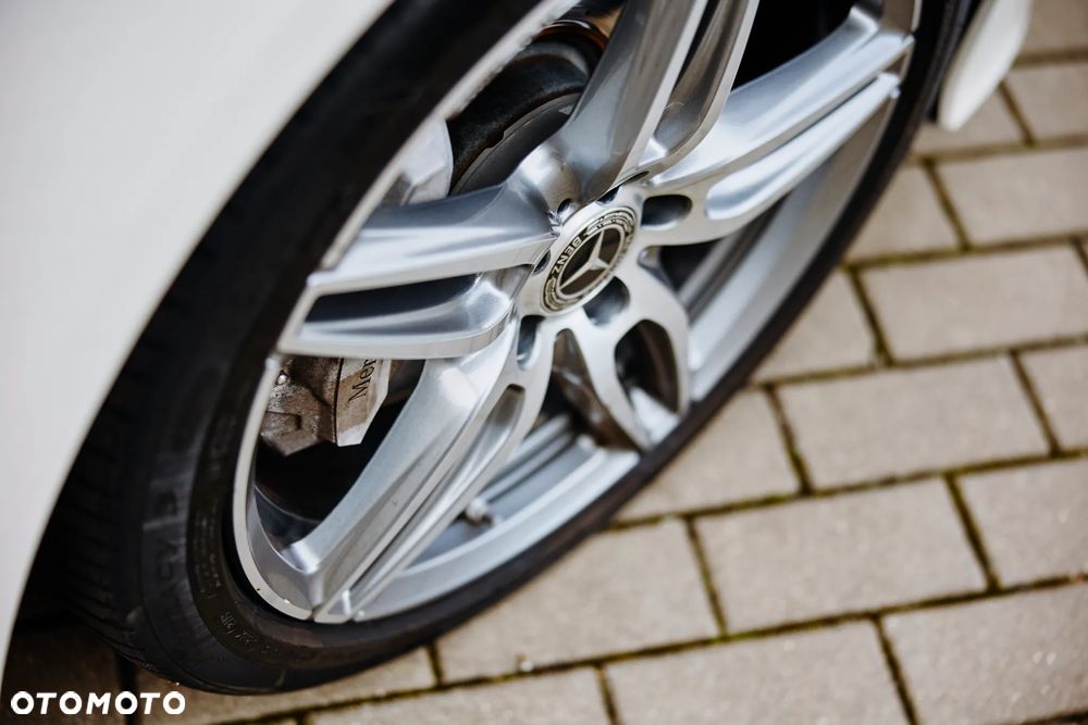 Mercedes-Benz Klasa E - 11