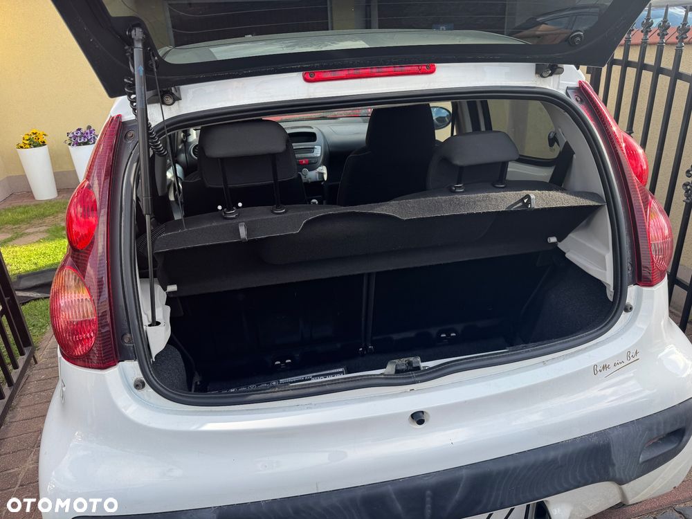Peugeot 107 1.0 Happy - 10