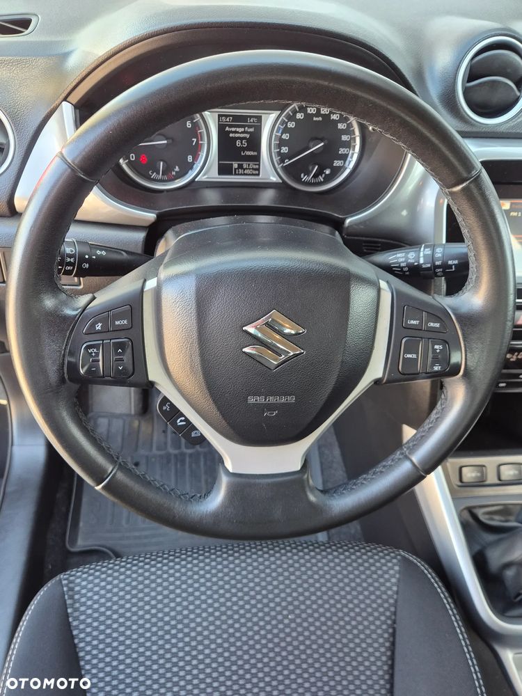 Suzuki Vitara 1.6 Premium 2WD - 10
