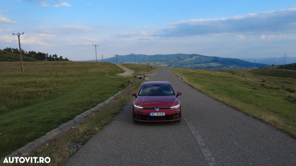 Volkswagen Golf - 2