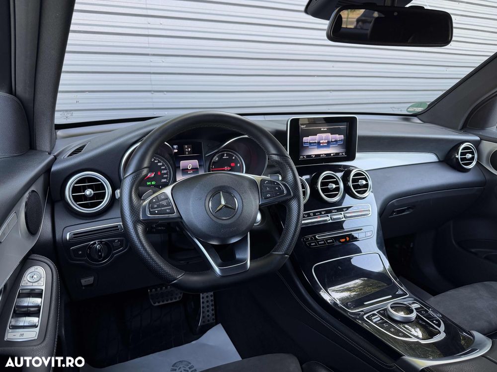 Mercedes-Benz GLC Coupe 250 d 4Matic 9G-TRONIC AMG Line - 11