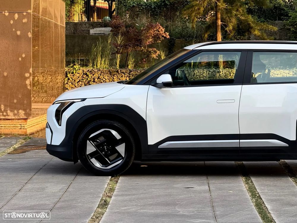 Kia EV3 81,4-kWh FWD Earth - 27